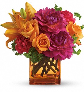 Teleflora's Summer Chic in Kentwood LA, Glenda's Flowers & Gifts, LLC