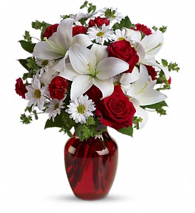 Be My Love Bouquet with Red Roses in Kentwood LA, Glenda's Flowers & Gifts, LLC
