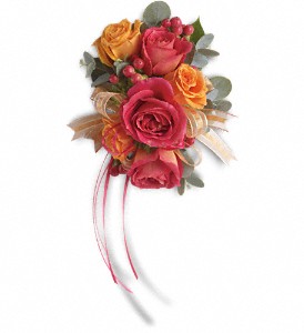 Sunset Beauty Wristlet in Kentwood LA, Glenda's Flowers & Gifts, LLC