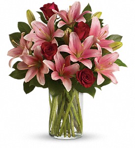 So Enchanting Bouquet in Kentwood LA, Glenda's Flowers & Gifts, LLC