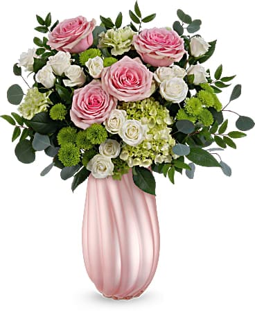 Teleflora's Sweetheart Twist Bouquet Bouquet
